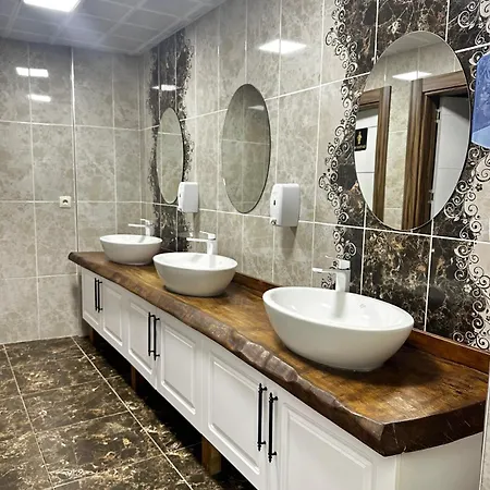 Renaissance Apartahotel