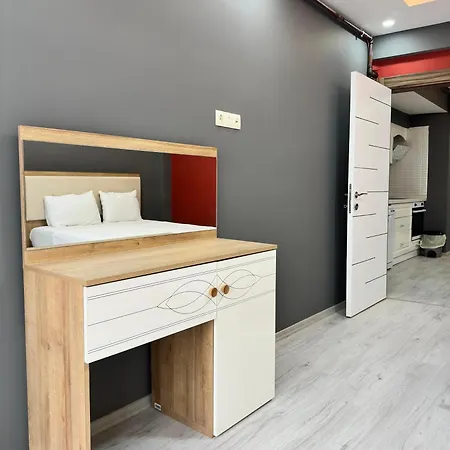 Renaissance Apartahotel *